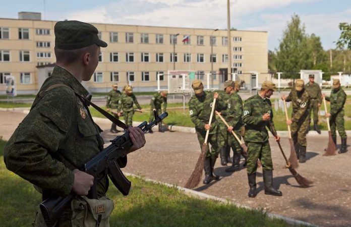 Гауптвахта в армии, для кого предназначена губа