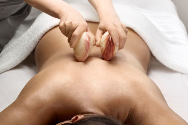 Техники и приемы расслабляющего массажа
