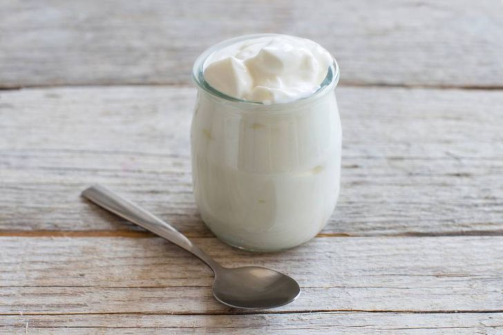 Греческий йогурт: чем он лучше и полезнее обычного?