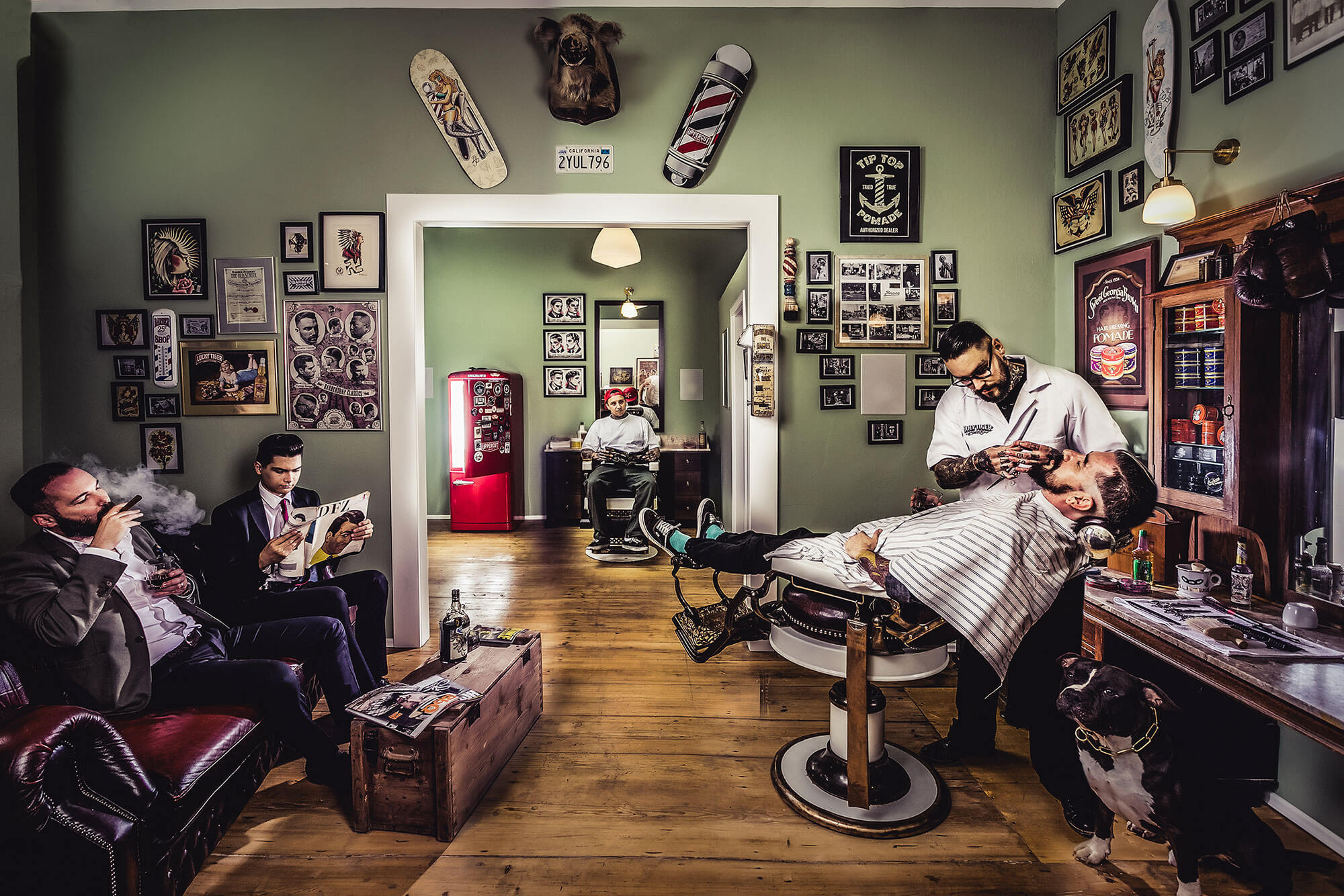 Barber's pole: история появления и что он значит