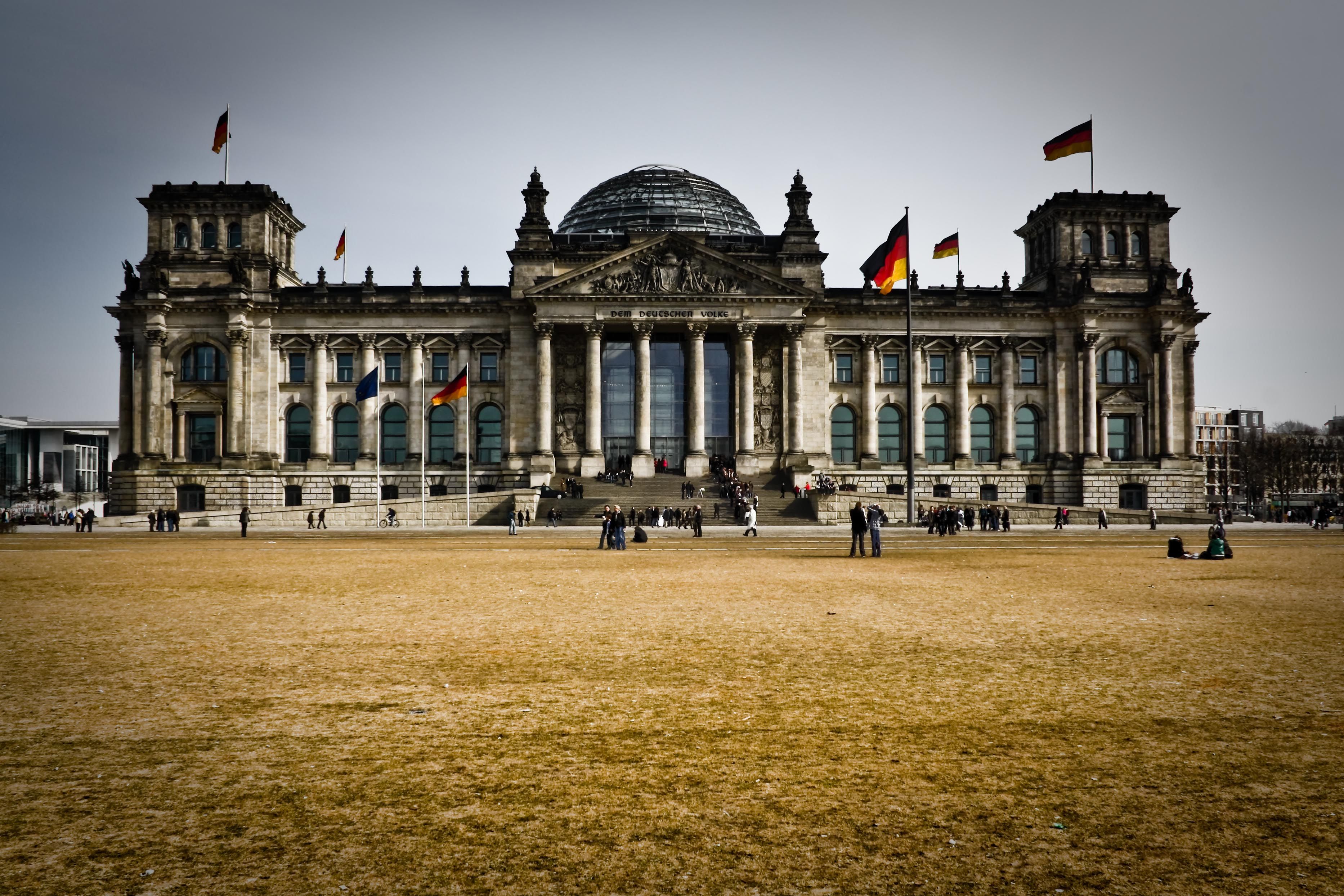 Органы власти в германии: бундестаг, правительство, бундесрат, президент, канцлер, земельные власти