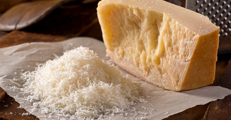 Сыр пармезан — рецепт приготовления в домашних условиях, история происхождения, описание продукта, сроки, секреты изготовления