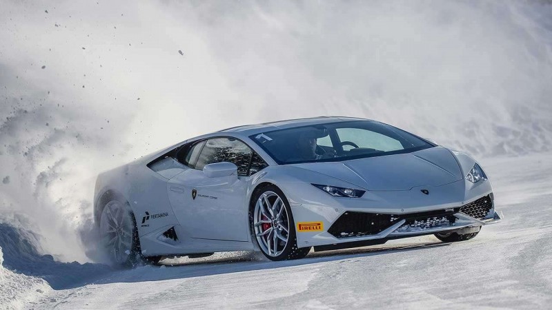 Lamborghini huracan: от новенького родстера до груды металлолома за 20 минут