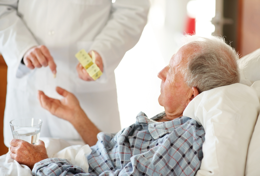 Деменция у пожилых людей: симтомы, причины и диагностика