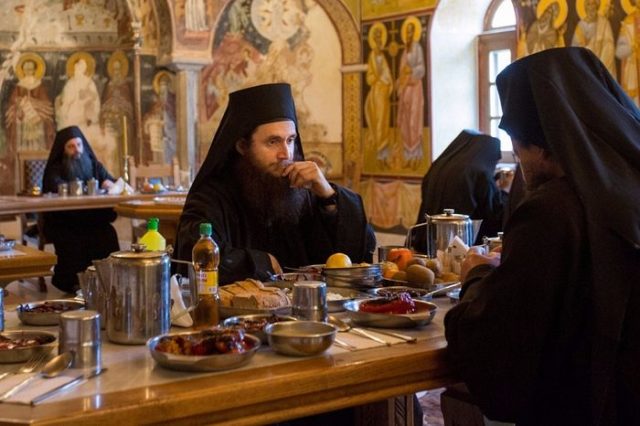 Церковный православный календарь постов и трапез на 2020 год