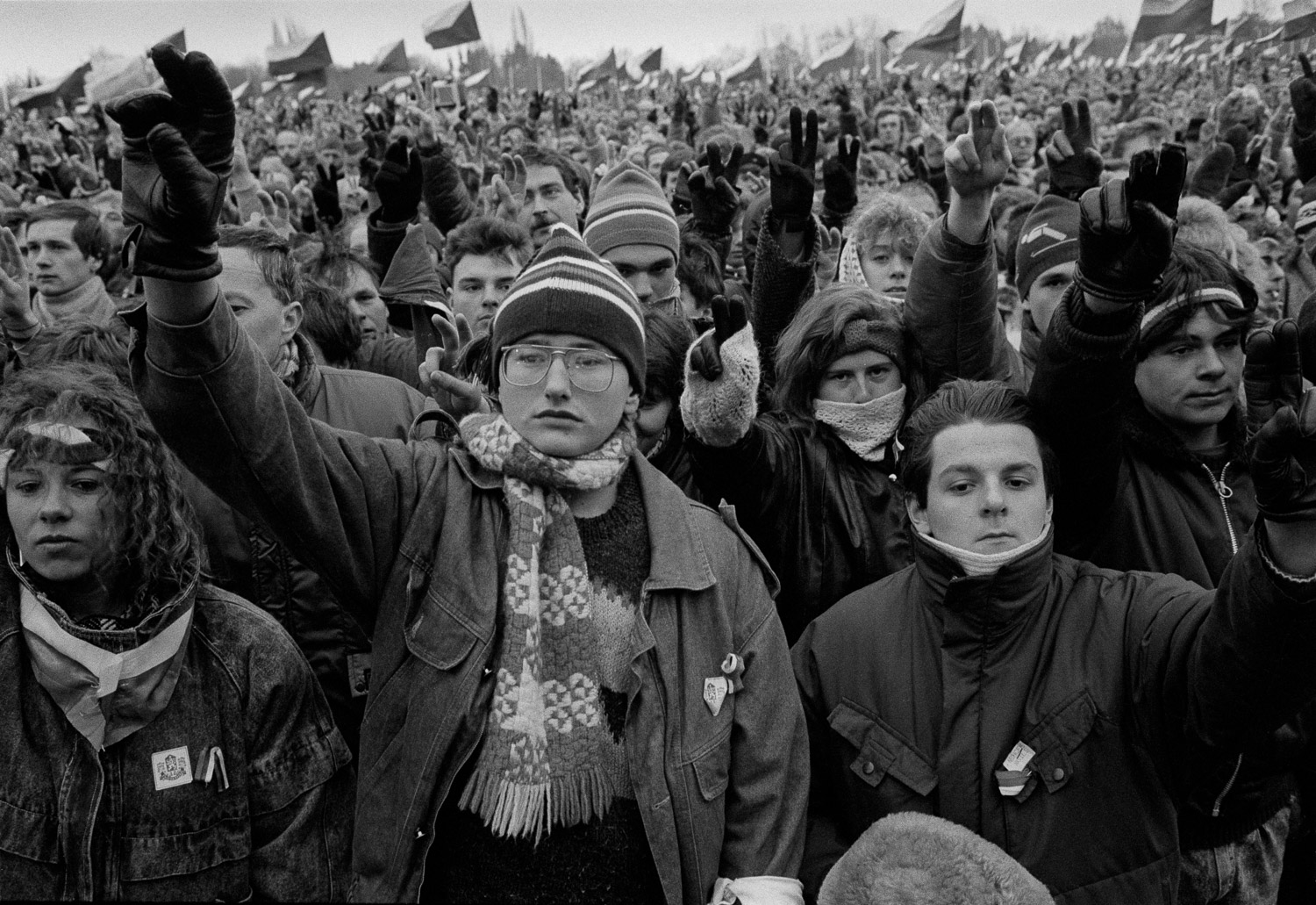 Революции в центральной и восточной европы. Бархатные революции 1989. Чехословакия 1989. Революция в Чехословакии 1989. Революции 1989 в Восточной Европе.
