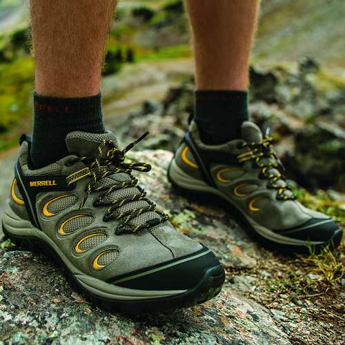 Как правильно выбрать обувь • ботинки для похода в горы