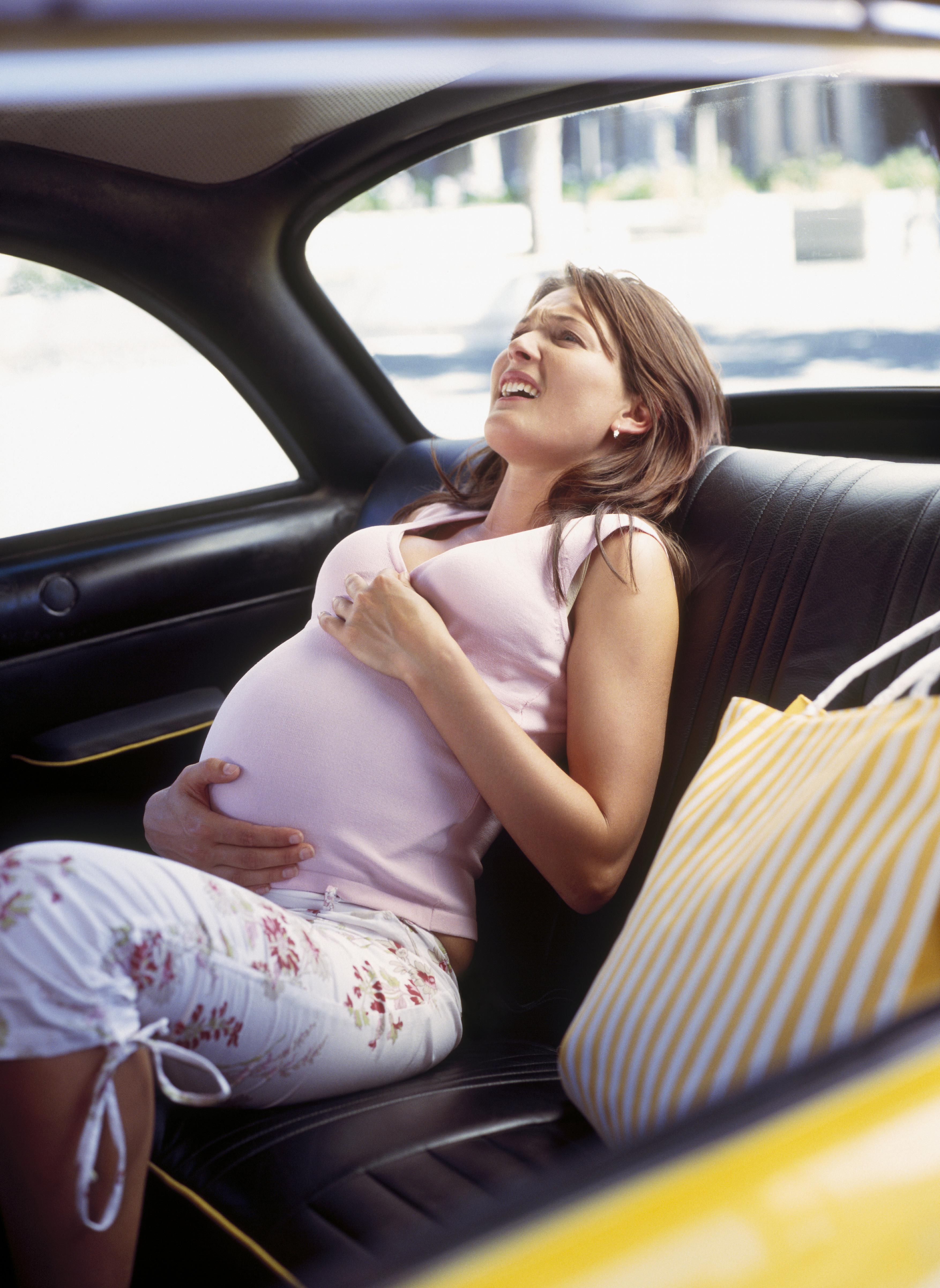 Гипертонус при беременности: что это такое, причины, признаки, как снизить тонус матки при беременности?