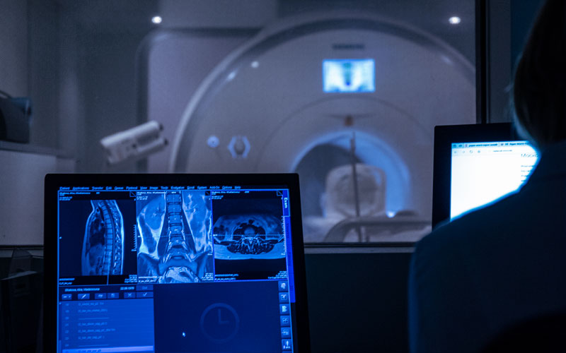 Компьютерная томография (кт) легких и бронхов – отличие от рентгена, что показывет, виды (с контрастом и без), вред и побочные эффекты, показания и противопоказания, отзывы